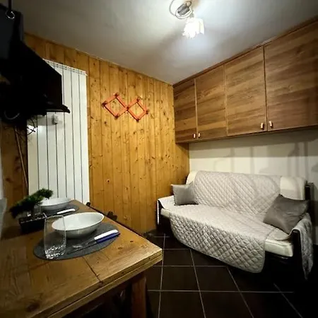 Cozy Sky-loft Centro • Fronte Piste * ססטריארה